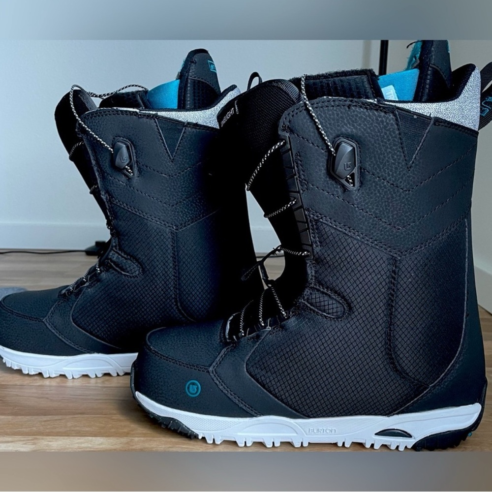 Burton Women's 9 Limelight Snowboard Boots black/teal/white
